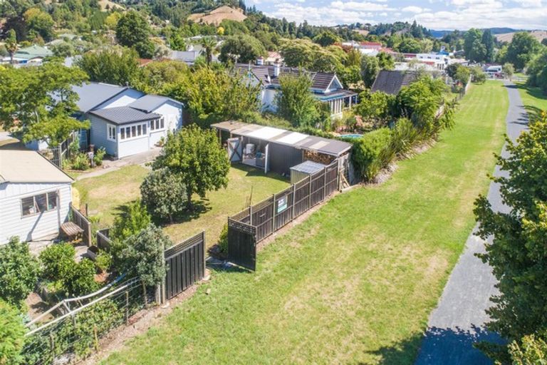 Photo of property in 79 Whitby Road, Wakefield, 7025