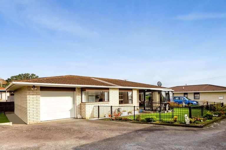 Photo of property in 3 Webster Street, Westown, New Plymouth, 4310