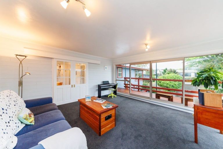 Photo of property in 39 Lincoln Terrace, Hokowhitu, Palmerston North, 4410