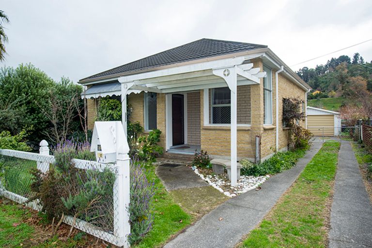 Photo of property in 160 Fox Street, Whataupoko, Gisborne, 4010