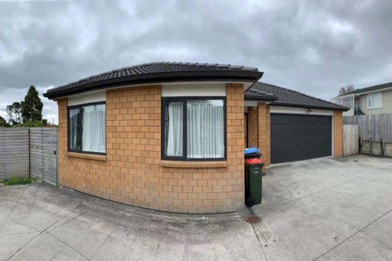 Photo of property in 236a Whitney Street, Blockhouse Bay, Auckland, 0600