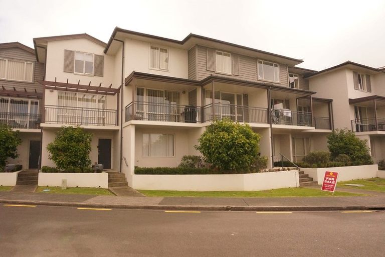 Photo of property in 5/28 Oneroa Road, East Tamaki, Auckland, 2013