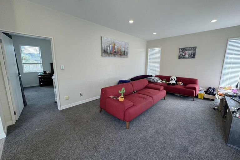 Photo of property in 10 Remana Crescent, Huapai, Kumeu, 0810