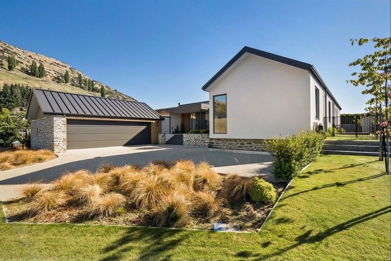 Photo of property in 1 Eastwood Lane, Lower Shotover, Queenstown, 9371