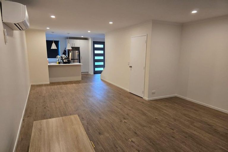 Photo of property in 15b Sealord Place, Manurewa, Auckland, 2102