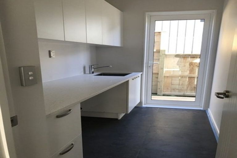 Photo of property in 18 Colonial Drive, Silverdale, 0932