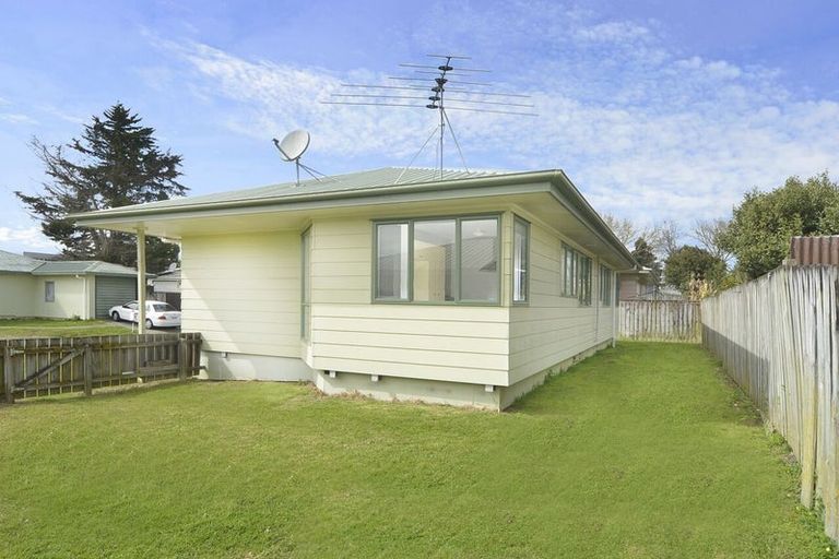 Photo of property in 4 Josie Lane, Manurewa, Auckland, 2102