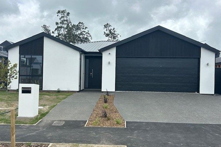 Photo of property in 32 Flaxmill Road, Casebrook, Christchurch, 8051