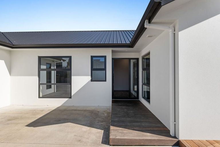 Photo of property in 9a Impact Avenue, Bell Block, New Plymouth, 4312