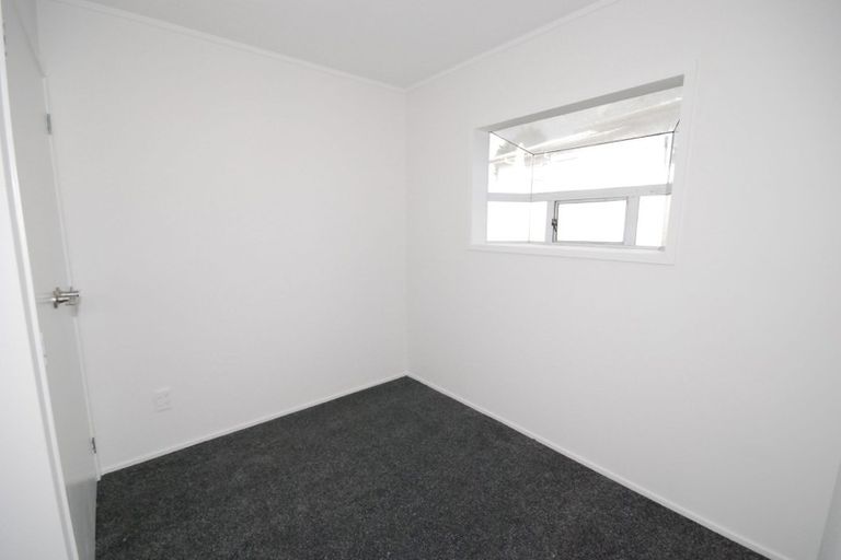 Photo of property in 2/52 Cherry Road, Bucklands Beach, Auckland, 2014