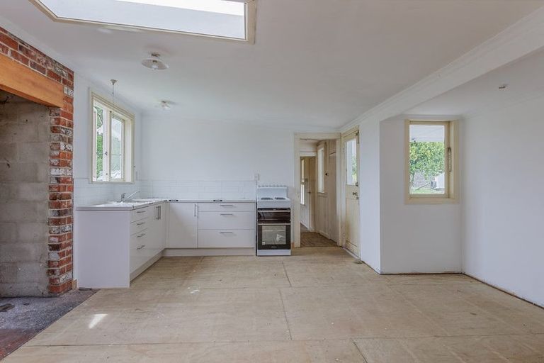 Photo of property in 217 Caves Road, Te Ore Ore, Masterton, 5886