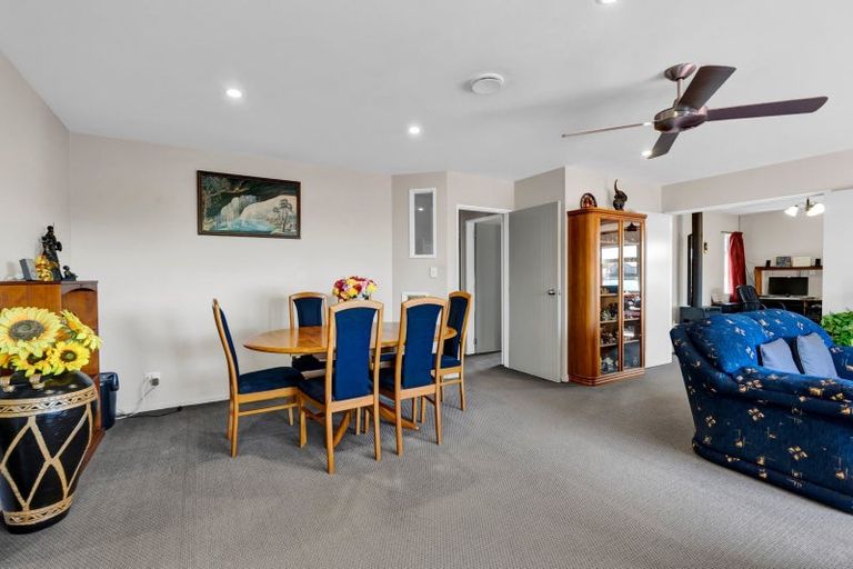Photo of property in 14d Maple Crescent, Whalers Gate, New Plymouth, 4310