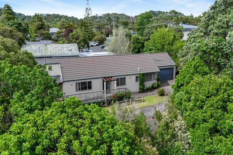 Photo of property in 90a Atkinson Road, Titirangi, Auckland, 0604