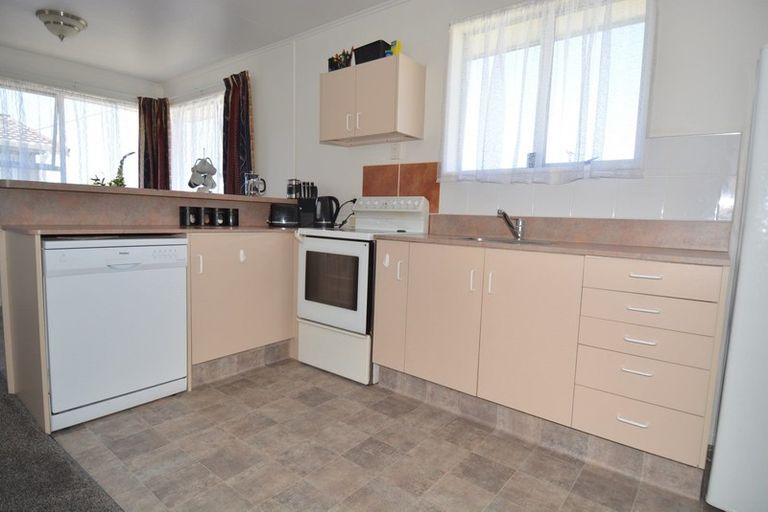 Photo of property in 94 Stirrat Street, Kingswell, Invercargill, 9812