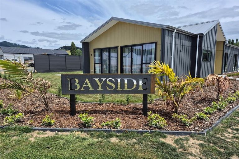 Photo of property in 5 Mataikokako Loop, Kawakawa Bay, 2585