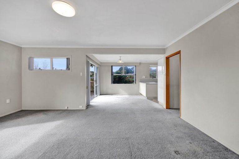 Photo of property in 17 Frankley Road, Westown, New Plymouth, 4310