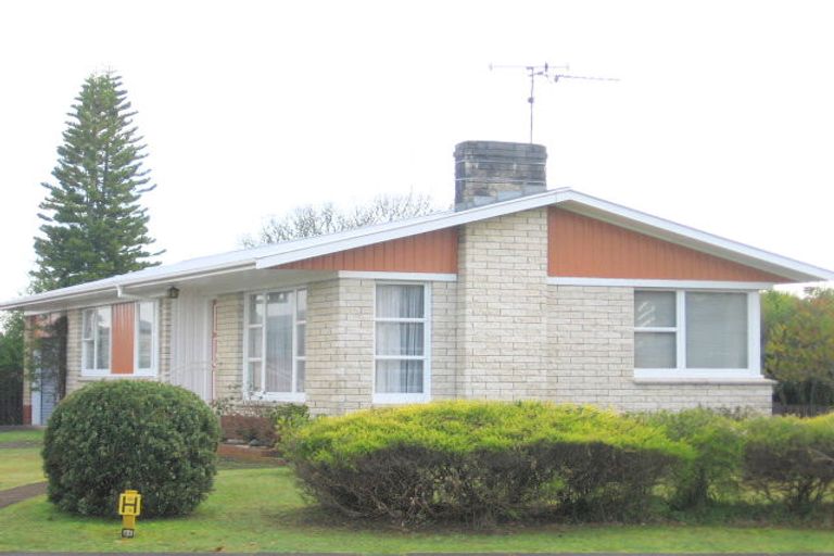 Photo of property in 56 Pohutukawa Drive, Pukete, Hamilton, 3200