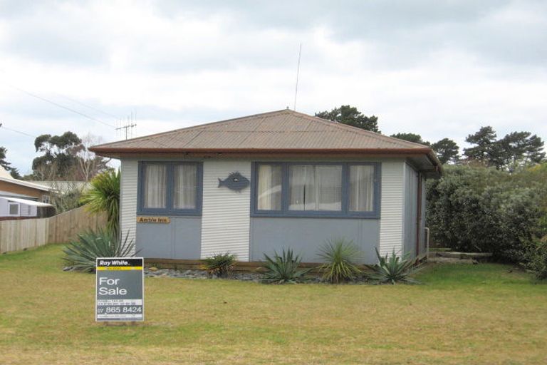 Photo of property in 204a Tui Road, Whangamata, 3620