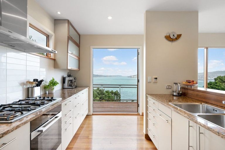 Photo of property in 9 Homebush Road, Khandallah, Wellington, 6035