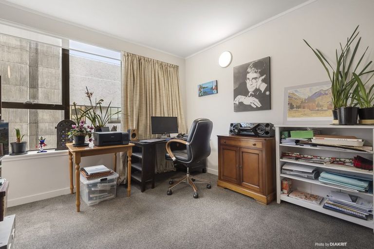 Photo of property in Hobson Court Flats, 33/70 Hobson Street, Thorndon, Wellington, 6011