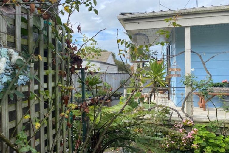 Photo of property in 9b Paul Crescent, Fairfield, Hamilton, 3214