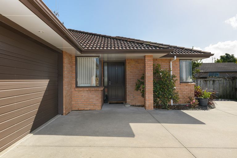 Photo of property in 25 Galloway Crescent, Pyes Pa, Tauranga, 3112