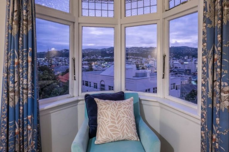 Photo of property in 6 Earls Terrace, Mount Victoria, Wellington, 6011