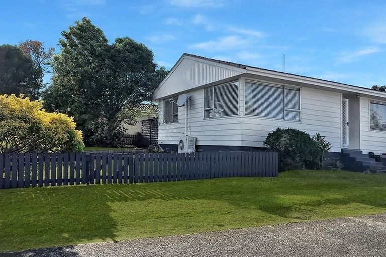 Photo of property in 1/34 Park Estate Road, Rosehill, Papakura, 2113