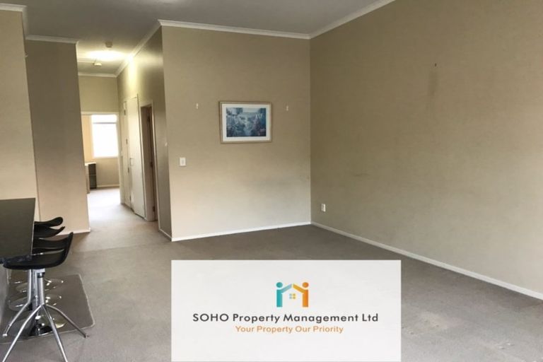 Photo of property in 10a Carlos Drive, Flat Bush, Auckland, 2016