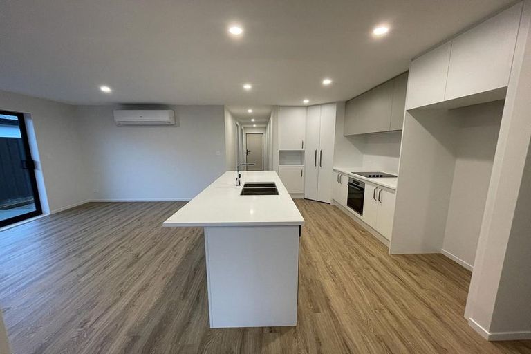 Photo of property in 18 Te Kanawa Lane, Rolleston, 7615