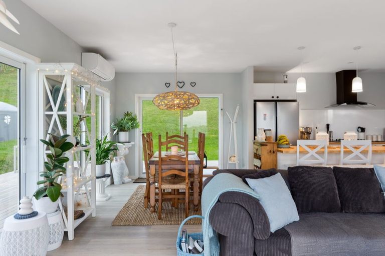 Photo of property in 225 Wheatstone Road, Wainui, Gisborne, 4073