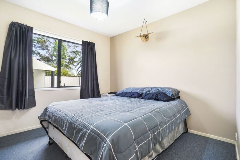 Photo of property in 54 Ross Crescent, Fairfield, Hamilton, 3214