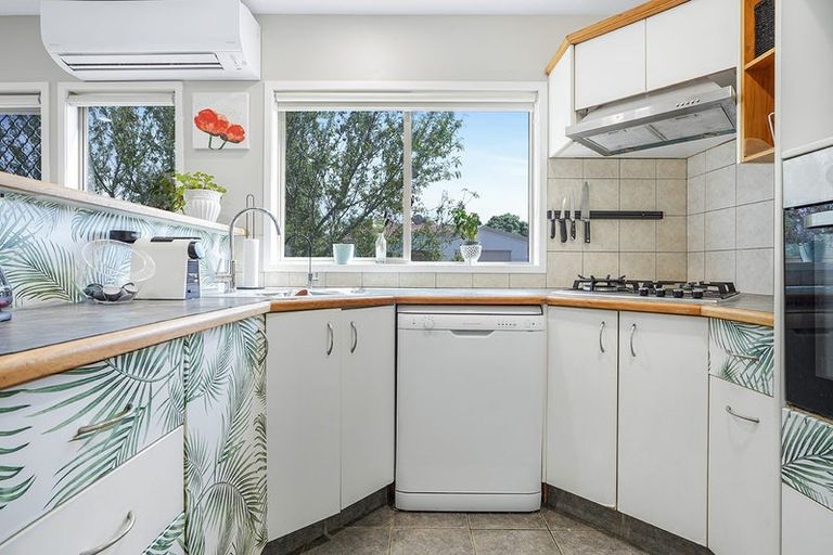 Photo of property in 4 Sudbury Court, Rototuna North, Hamilton, 3210