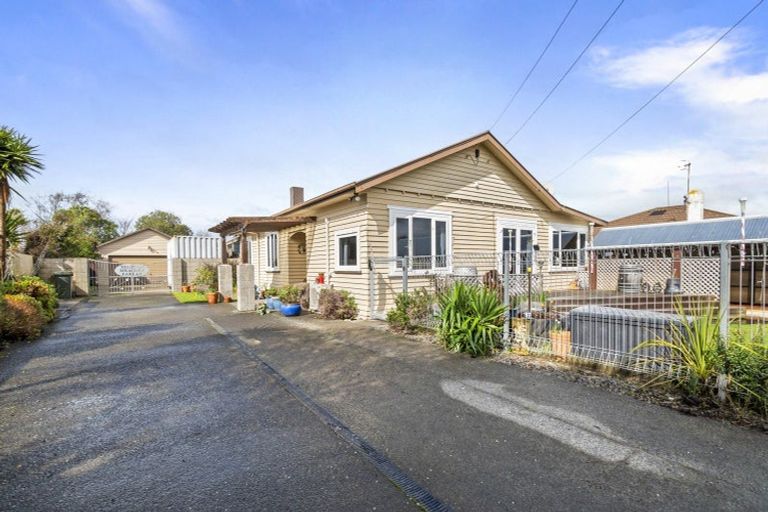 Photo of property in 21 Blackwell Street, Marton, 4710