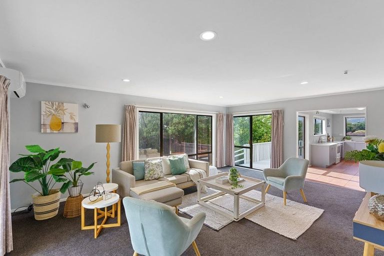 Photo of property in 167 Tutere Street, Waikanae Beach, Waikanae, 5036