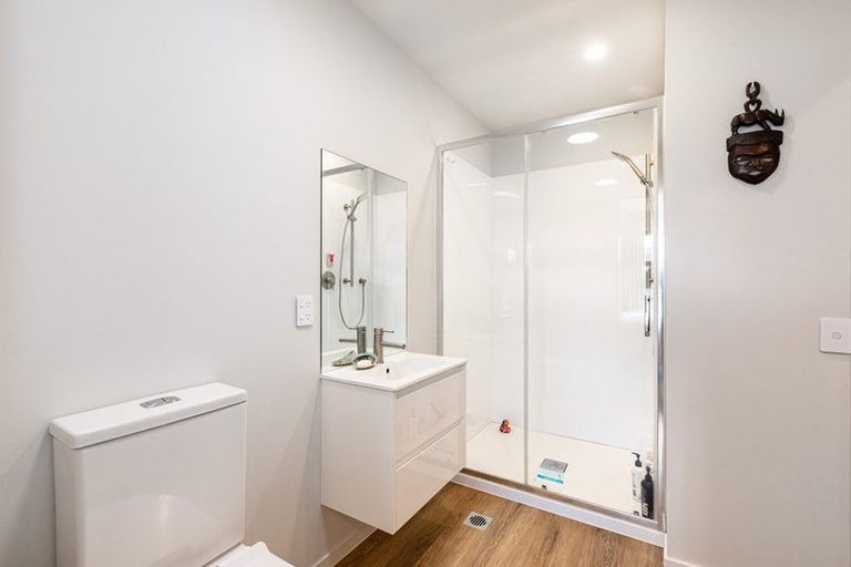 Photo of property in 41 Te Ara O Papatahi, Wainuiomata, Lower Hutt, 5014