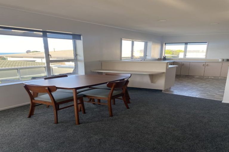 Photo of property in 1/13 Chatswood Grove, Fitzroy, New Plymouth, 4312