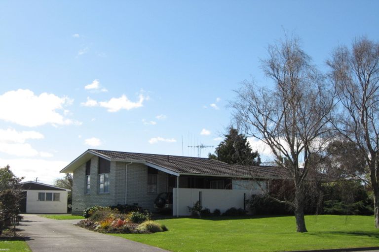 Photo of property in 46 Harris Street, Marton, 4710