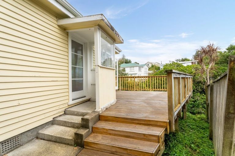 Photo of property in 3 Vautier Avenue, Wadestown, Wellington, 6012