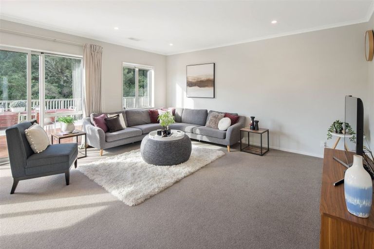 Photo of property in 3 Crompton Avenue, Churton Park, Wellington, 6037