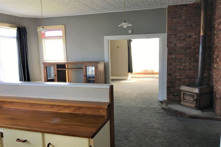 Photo of property in 64 James Street, Balclutha, 9230