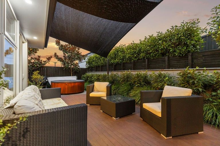 Photo of property in 95 Office Road, Merivale, Christchurch, 8014