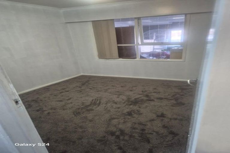 Photo of property in 5 Tomlin Place, Mangere East, Auckland, 2024