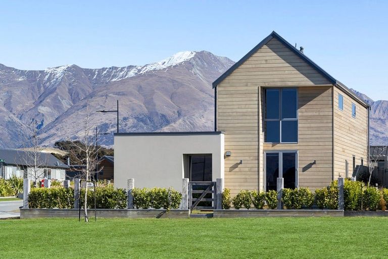 Photo of property in Northlake, 2 Riverslea Road, Wanaka, 9305