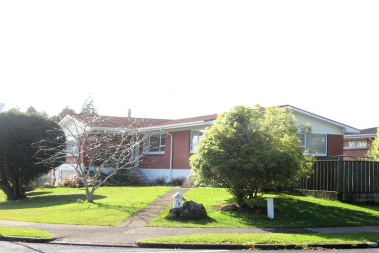 Photo of property in 78 Grande Vue Road, Hillpark, Auckland, 2102