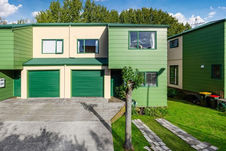Photo of property in 101 Malaspina Place, Papatoetoe, Auckland, 2025