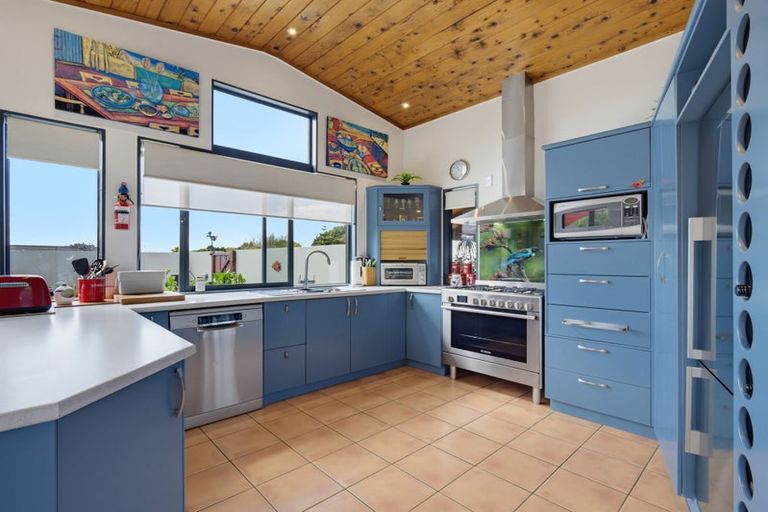 Photo of property in 15 Edward Payton Grove, Pukehangi, Rotorua, 3015