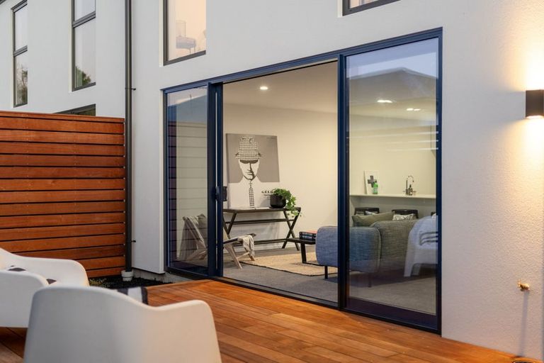 Photo of property in 2/3 Humboldt Street, Sydenham, Christchurch, 8023