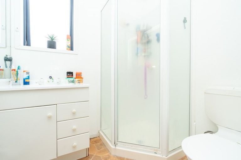 Photo of property in 23 Pointon Glade, Grandview Heights, Hamilton, 3200