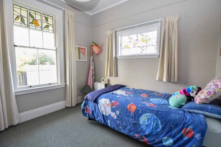 Photo of property in 10 Wyndham Street, Carterton, 5713